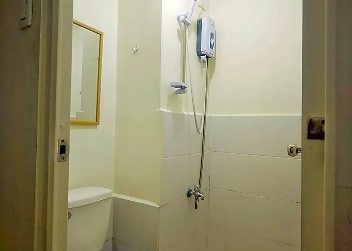 アパート Stylish W/ View | 5min Walk To Mrt & Greenfield District | Mandaluyong Staycation *